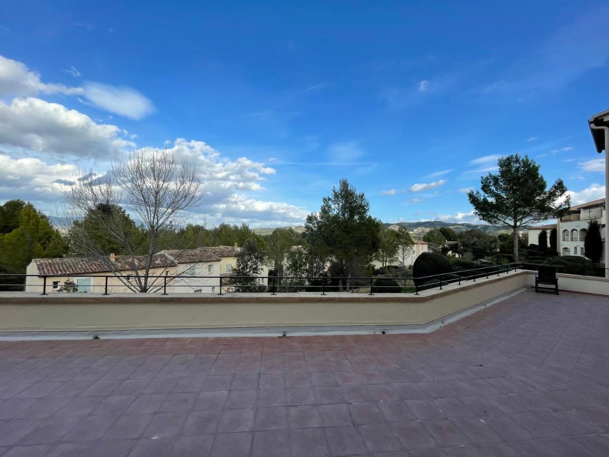 Apartment Sur Le Domaine Du Golf De Pont Royal Mallemort